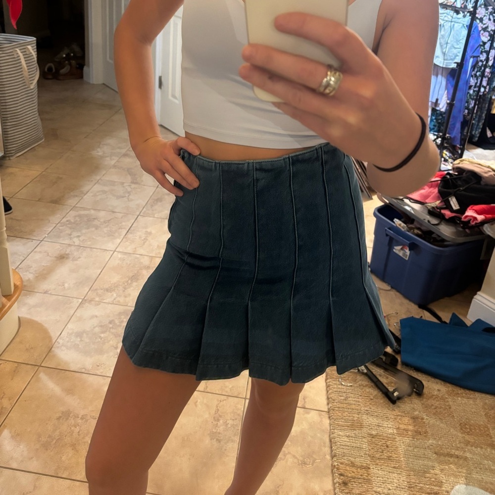 Zara Teal Mini Skirt - Picture 4 of 4